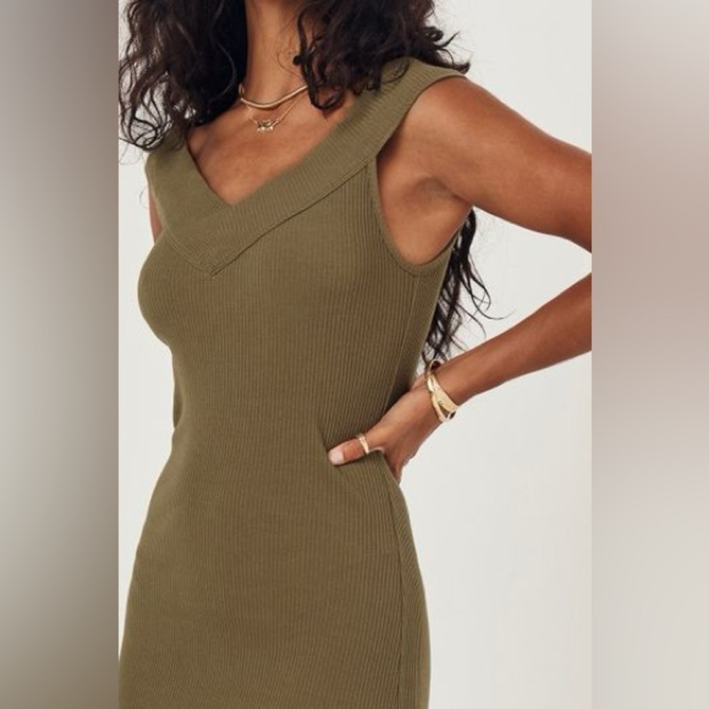 Spell & the Gypsy Collective Mazzy Ribbed Midi Dress in khaki olive green size M